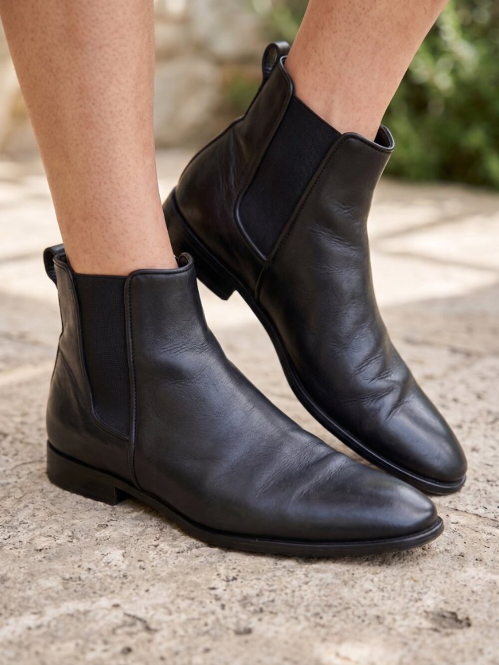 Aquatalia black leather chelsea boots